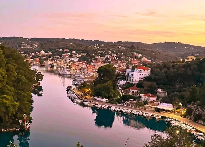 Villa Paxos